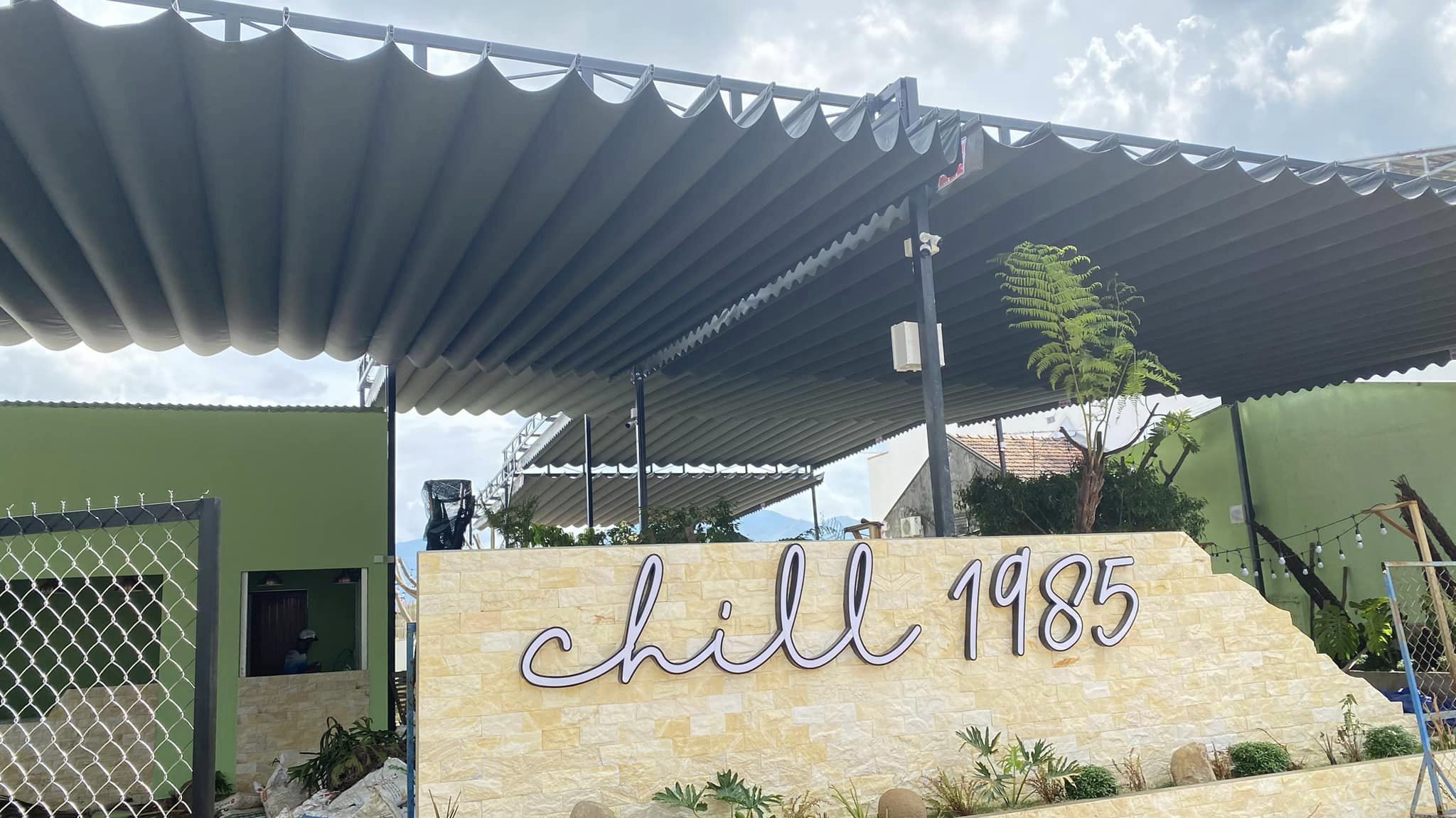 Mái xếp quán cafe di động ngoài trời