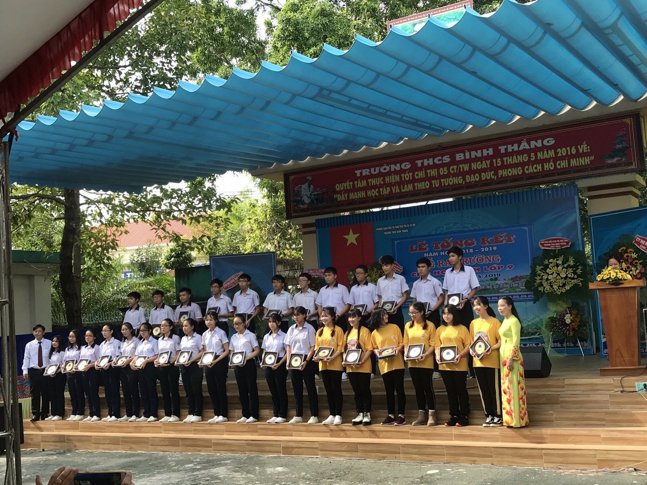 Mái bạt che nắng trường học, mái che sân trường